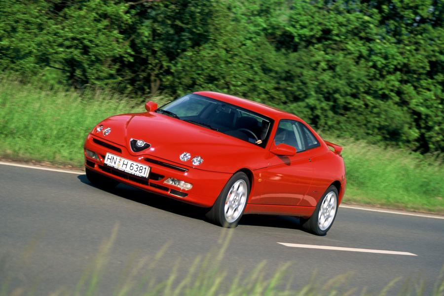  Alfa Romeo GTV (916C) 1998 года  (WW) (фото 2 из 11)